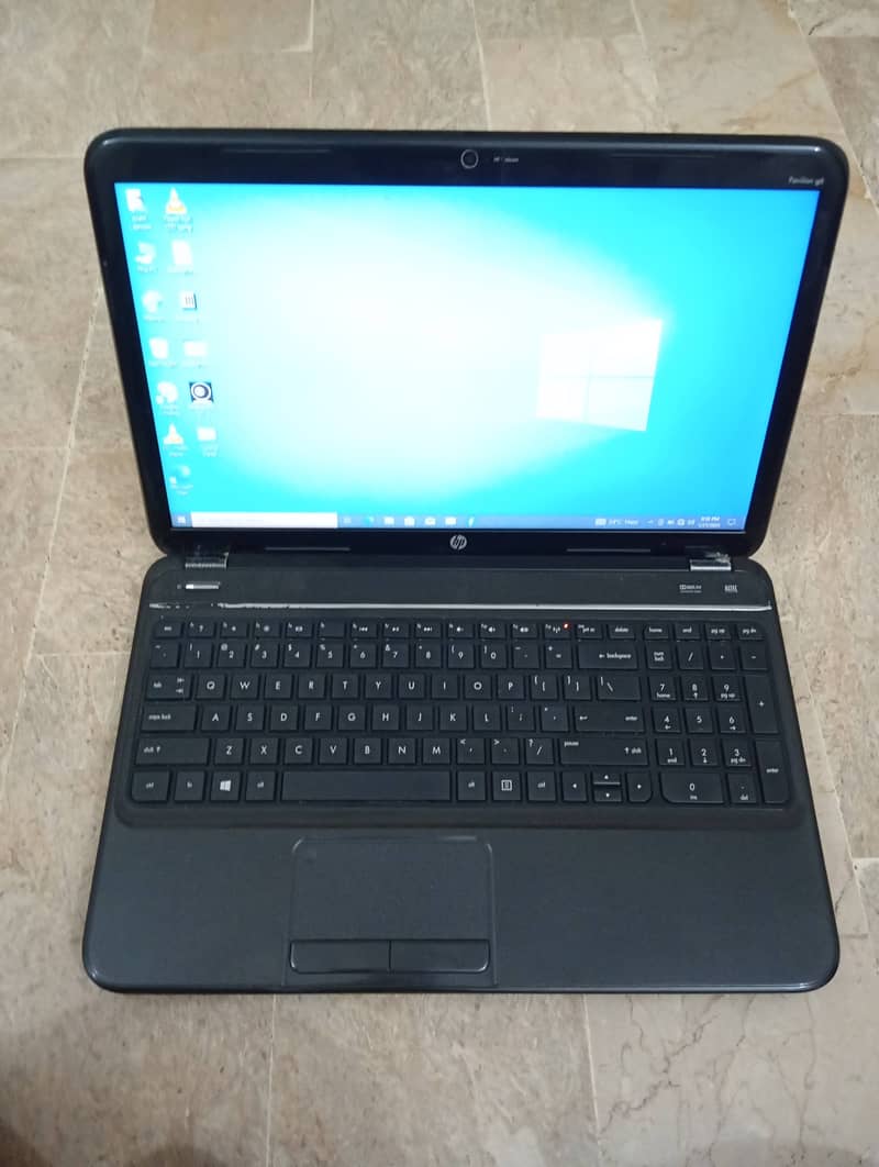 Hp Pavilion g6 core i3, (3rd  generation)08gb,128gb SSD 12