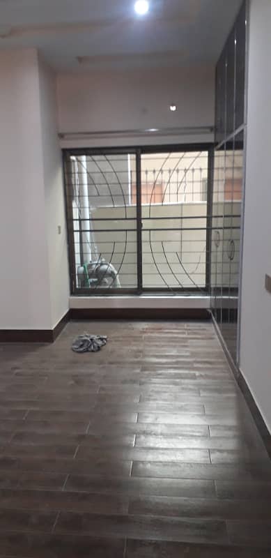 10 Marla Beautiful Upper Portion For Rent Allama Iqbal Town Lahore 6