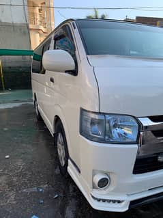 Hiace 200