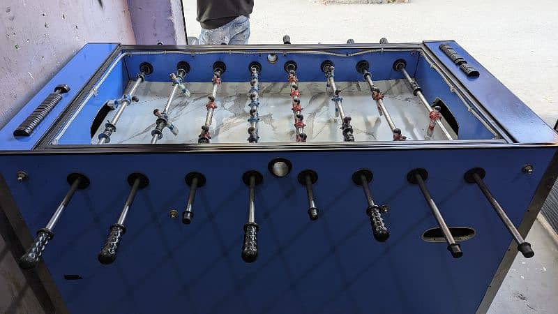 Gut Game (Lightning Foosball Game) 2