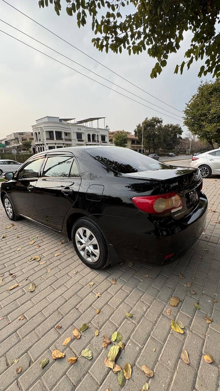 Toyota Corolla GLI 2013 1