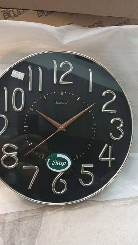 wall clock 5