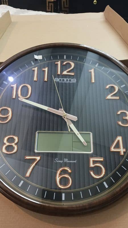 wall clock 11