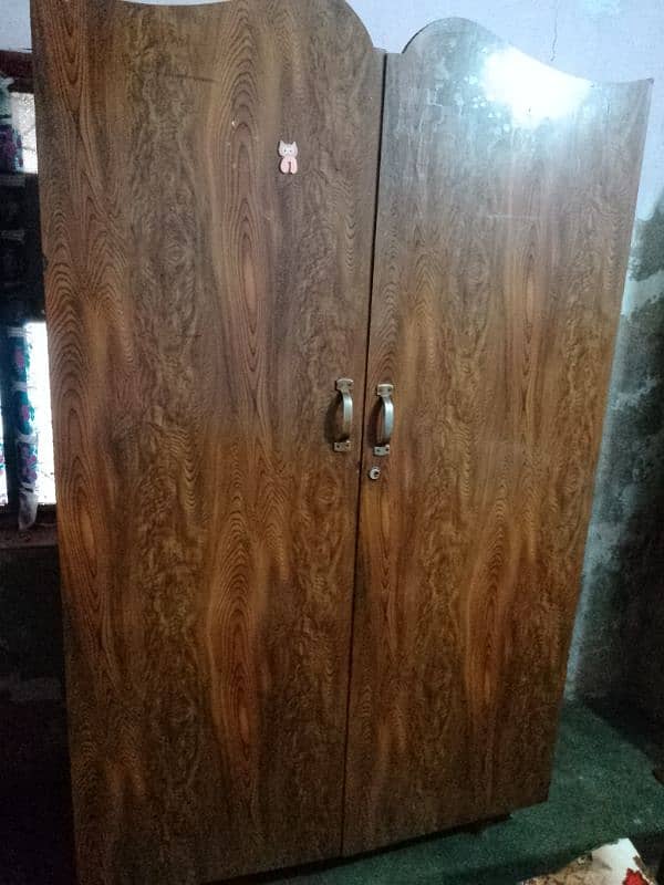 Wood almari for sale urgent 1