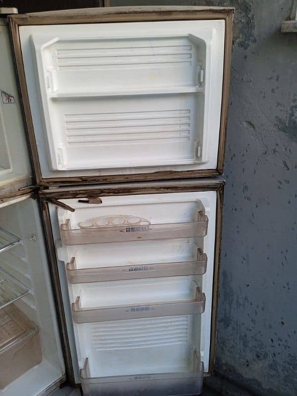 Dawlance Refrigerator for sale 1