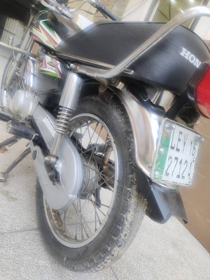 Honda CG 125 2015 5