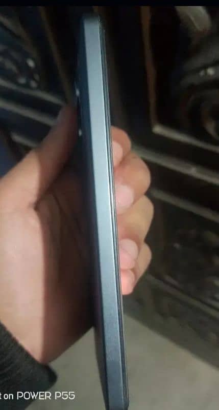 condition 10/9 All Ok Hai 8GB Ram 128 GB Memory Box Sath hai 2