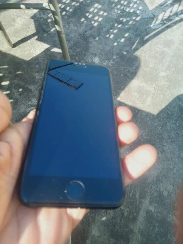 iphone 7  for sale like new 128 gb non pta 2