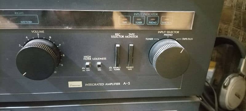 sansui amplifier 4