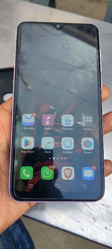 Vivo V11i 3