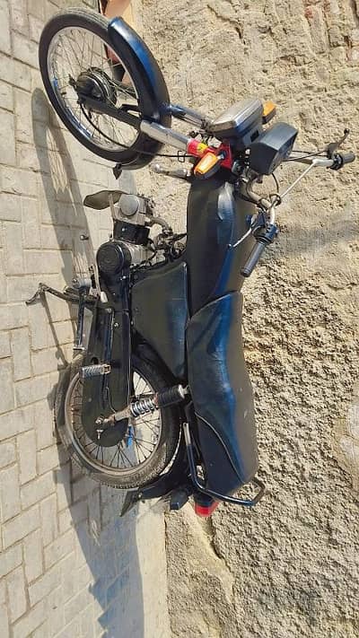 CRWON BIKE 70