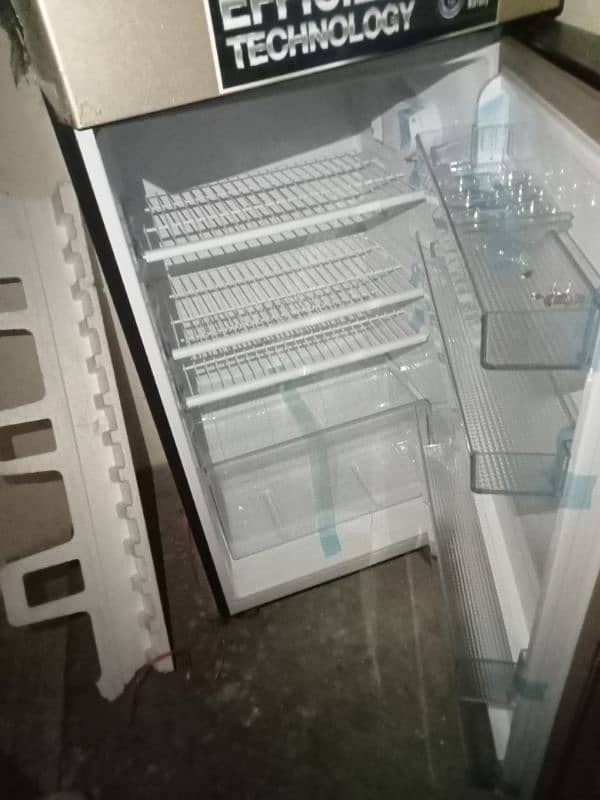 Dawlance refrigerators medium size 3