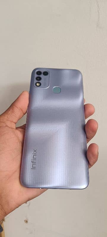 Infinix Hot 11 4/64 0304=60=60052 condition like a brend new 0