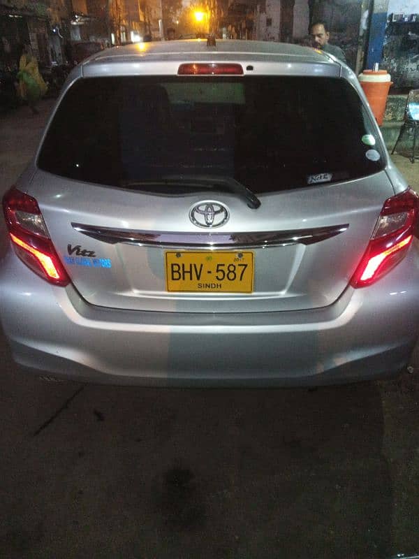 Toyota Vitz 2014/2017 3