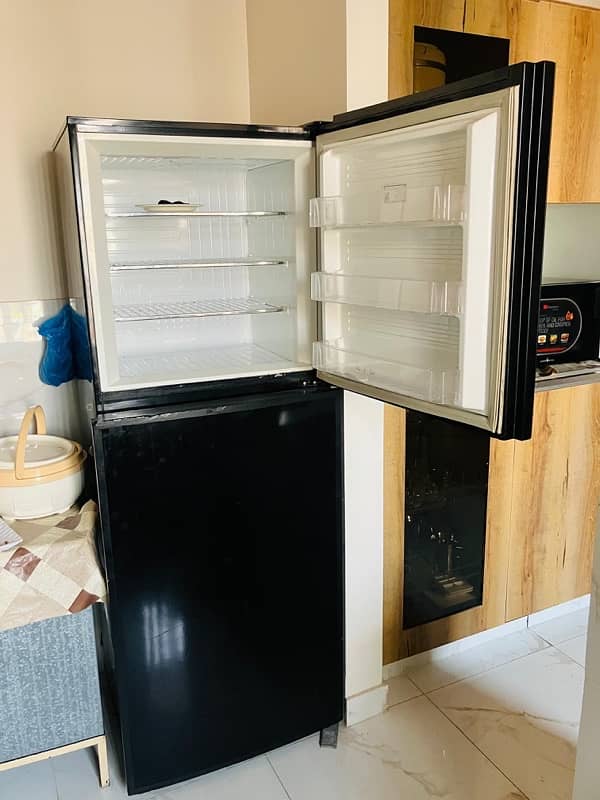 PEL FULL SIZE FRIDGE OR REFRIGERATOR NON INVERTOR 2