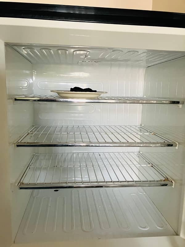 PEL FULL SIZE FRIDGE OR REFRIGERATOR NON INVERTOR 6