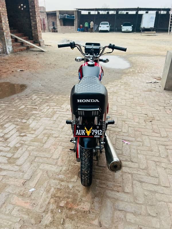 Honda 125 good condition 2