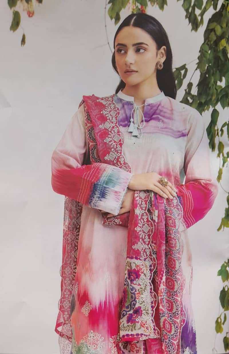 Mahajal lawn Emb UN-STITCHED 3PC 15