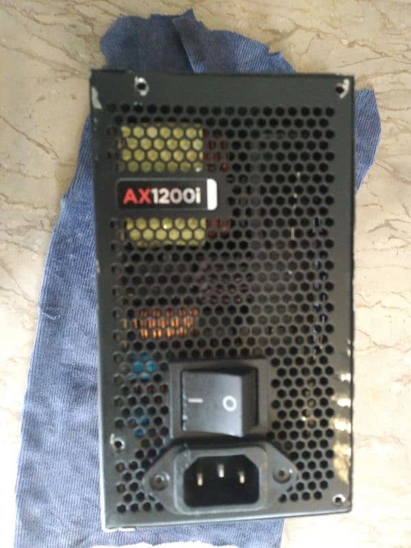 Corsair AX1200i & AX1500i 4