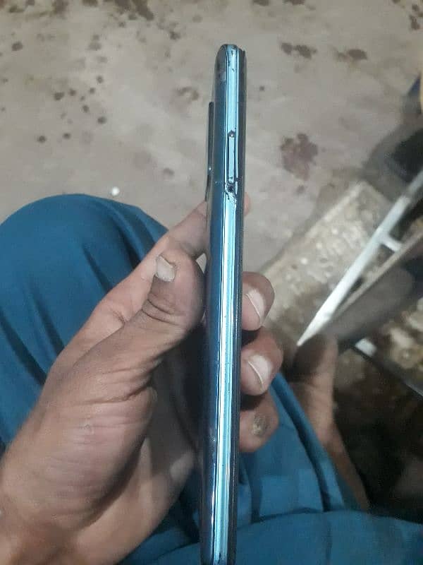 128 battery ok PTI app mobile ka dabba Nahin hai aise ai Sath dunga 3