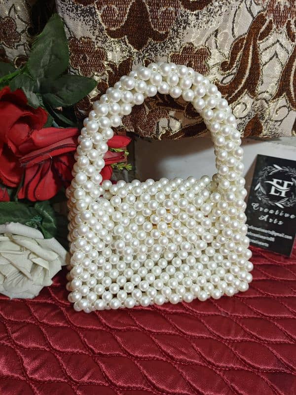 Handmade beaded bag 0