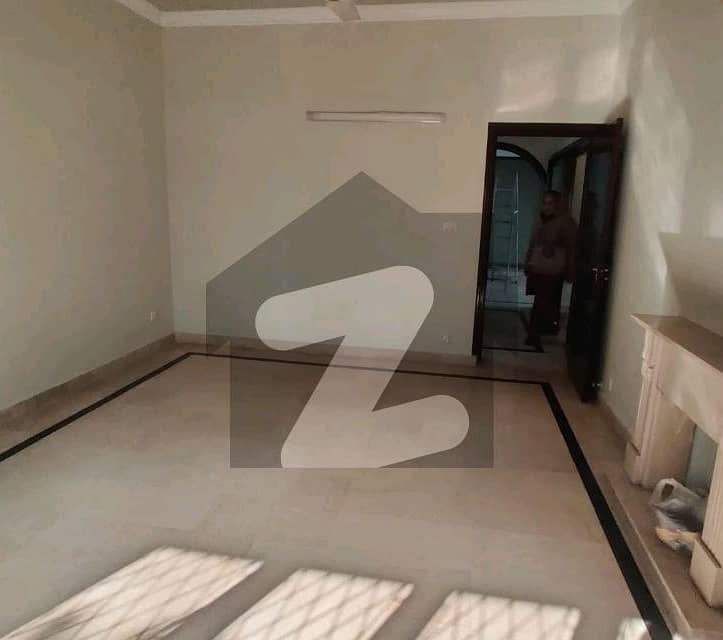 1 Kanal Upper Portion For rent In F-11/3 2