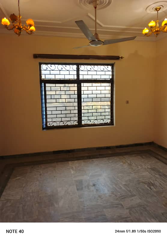 Upper portion house for rent in line 5 near range road rwp 0