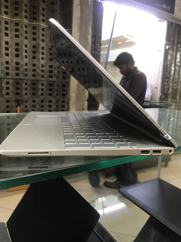 Hp Laptop 15t-dw200 Core i5 10th Gen 3