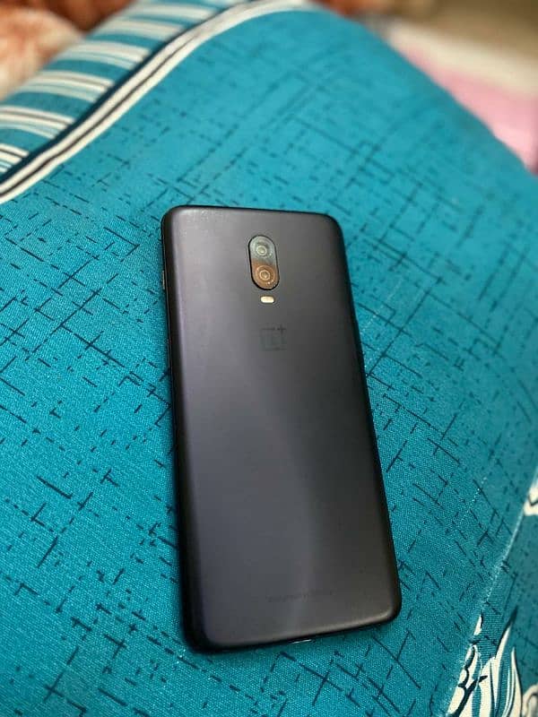 OnePlus 6T 4