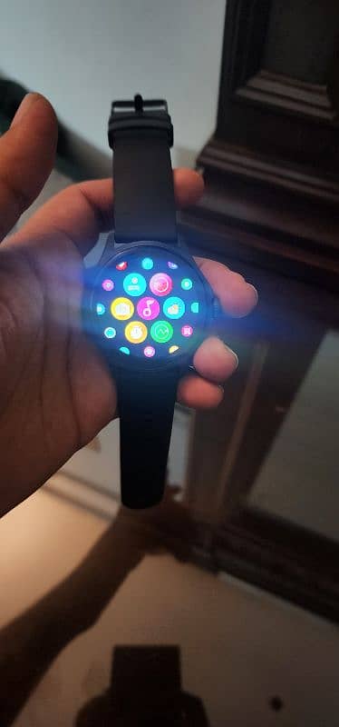 Sveston Smartwatch 1