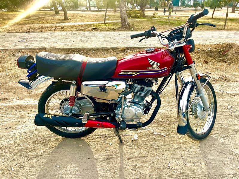 Honda CG 125 2024 3