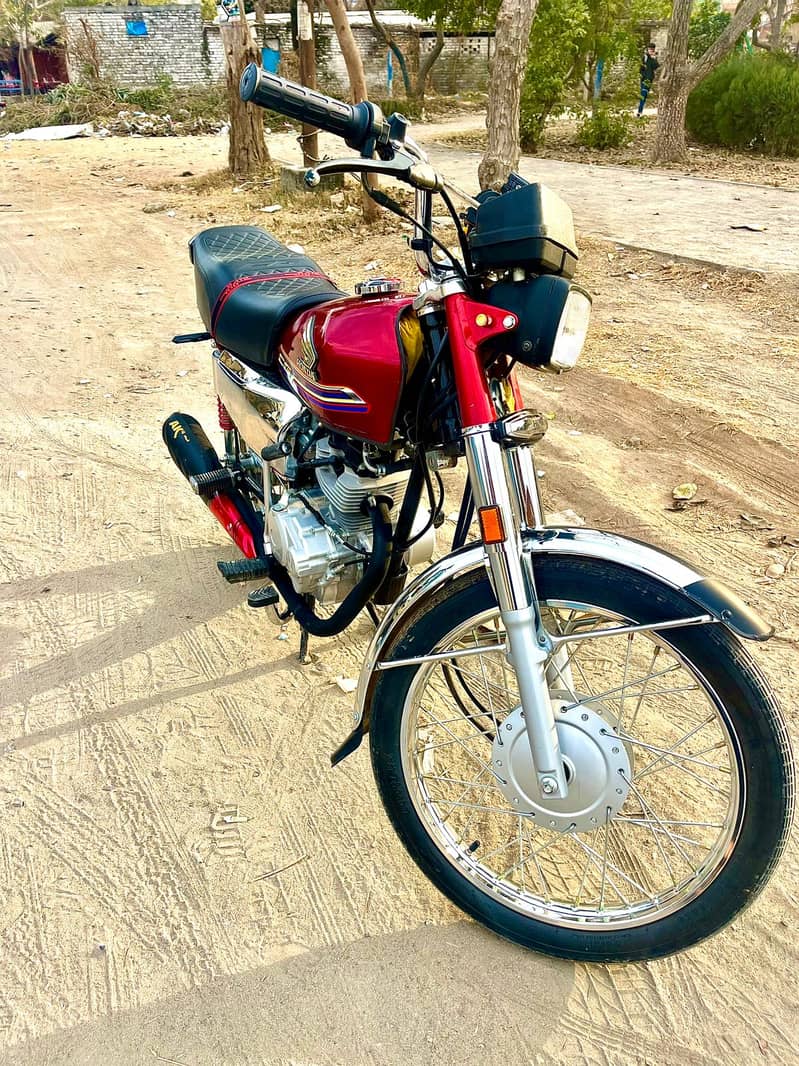 Honda CG 125 2024 5