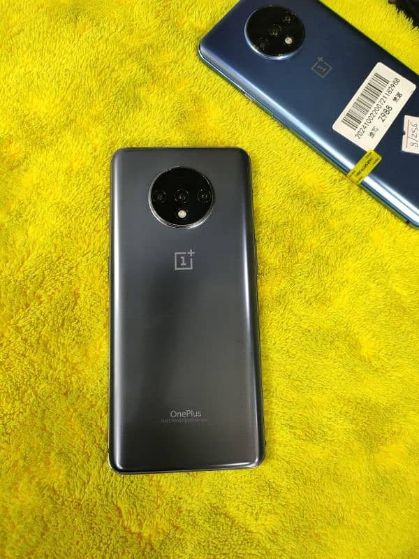 OnePlus 7T 2