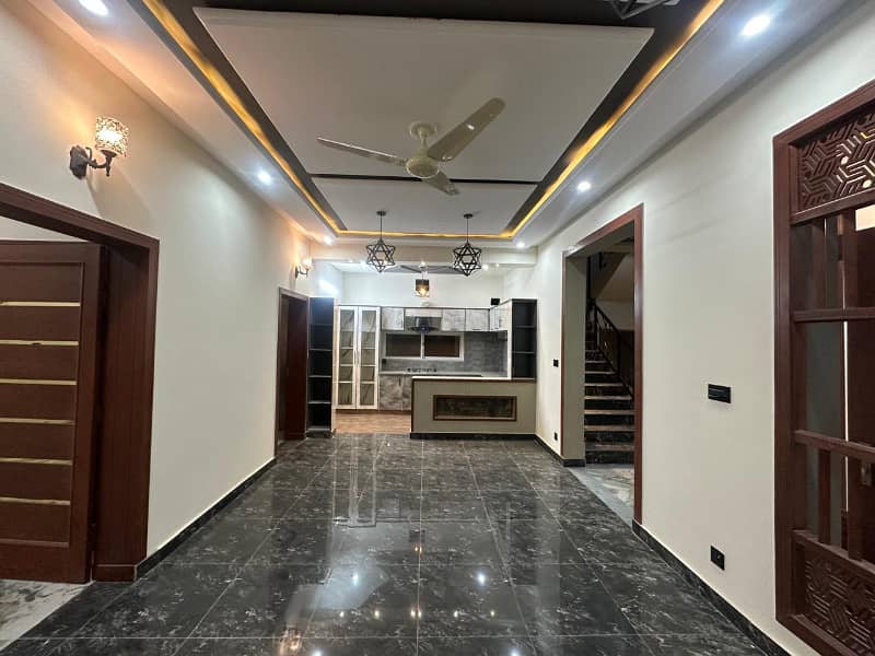 1 kanal double story house For Rent In F15 islamabad 4