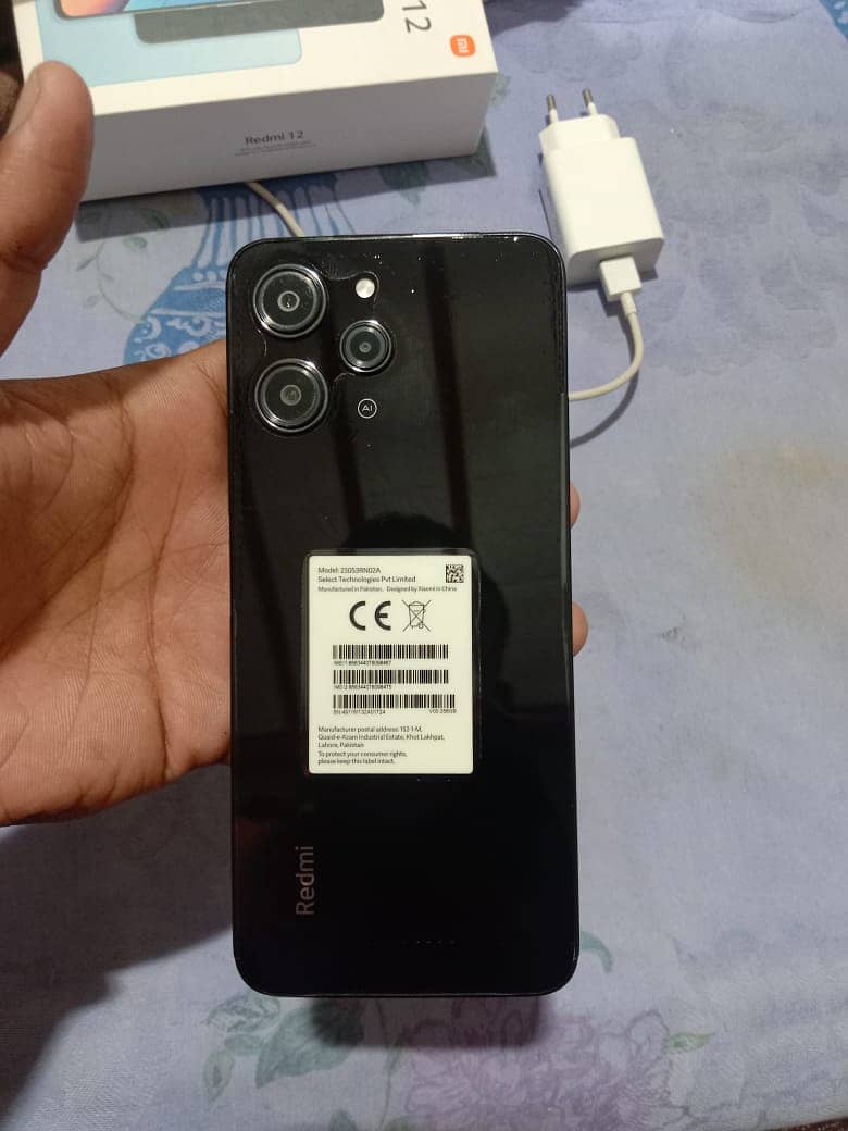 Redmi 12 for sale all ok with 5 to 6 month varenti contact on Whatsapp 0