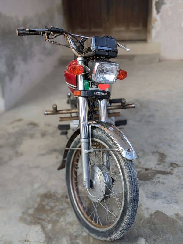 honda 125 self start urgent for sell 3