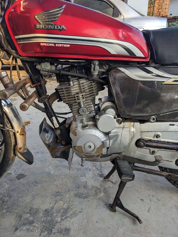 honda 125 self start urgent for sell 5