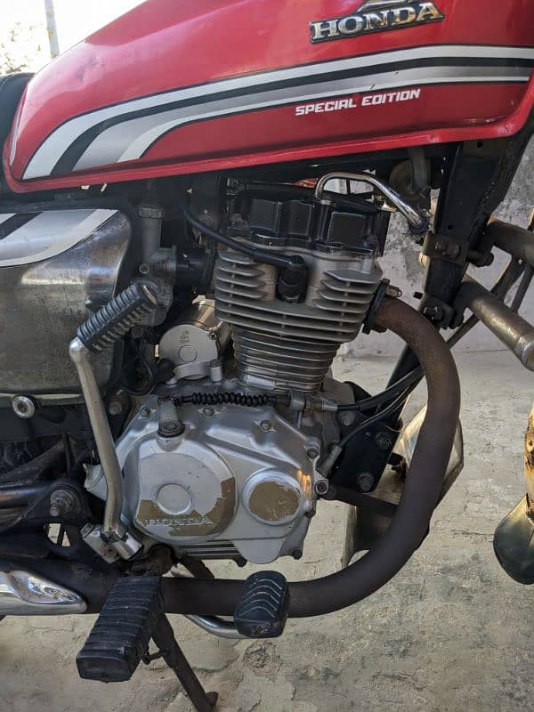 honda 125 self start urgent for sell 8