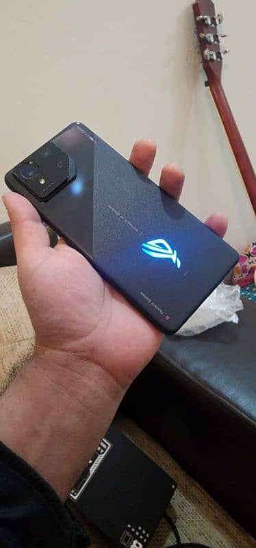 Asus ROG 8 almost new 0