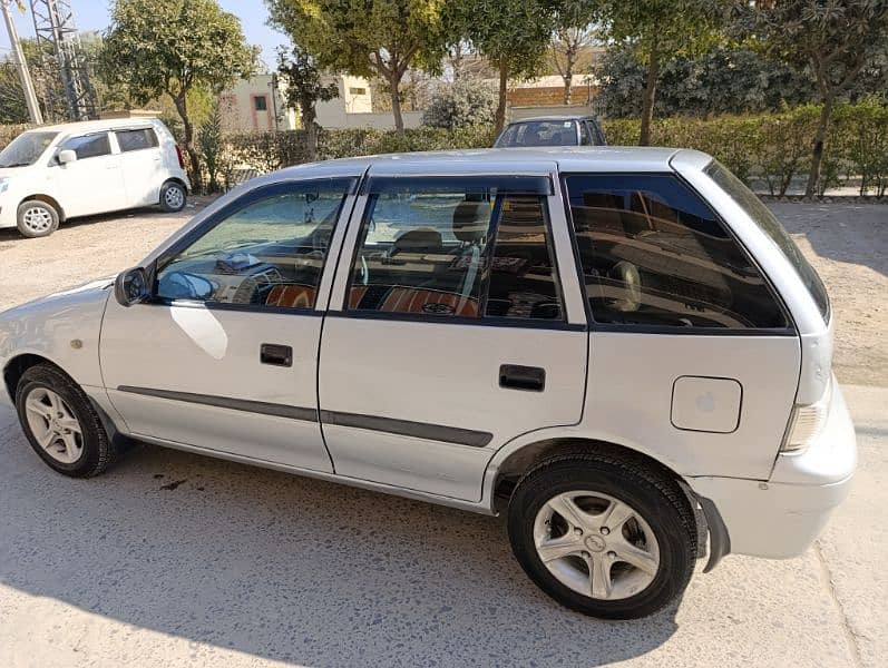 Suzuki Cultus 2014 5