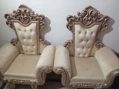 room chairs 2 table 1 creem colour  saf condition ma hai