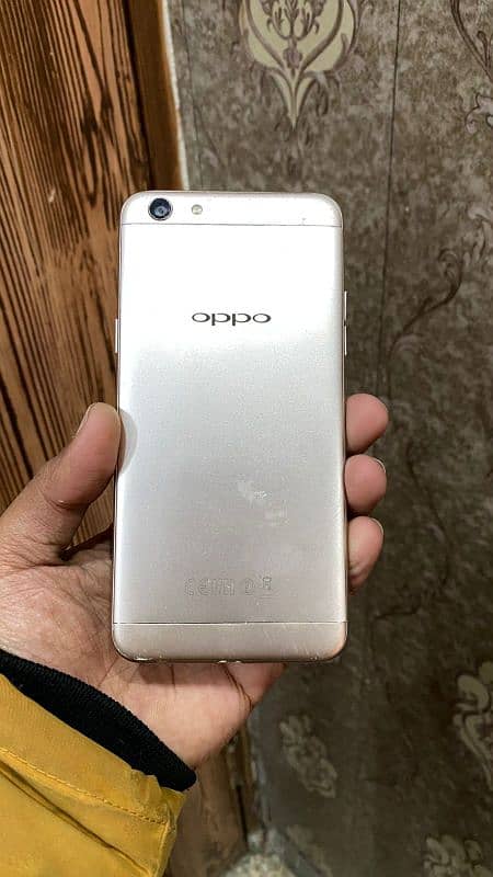 Oppo F3 4/64 With Box Pta Approved Urgent Sale 0