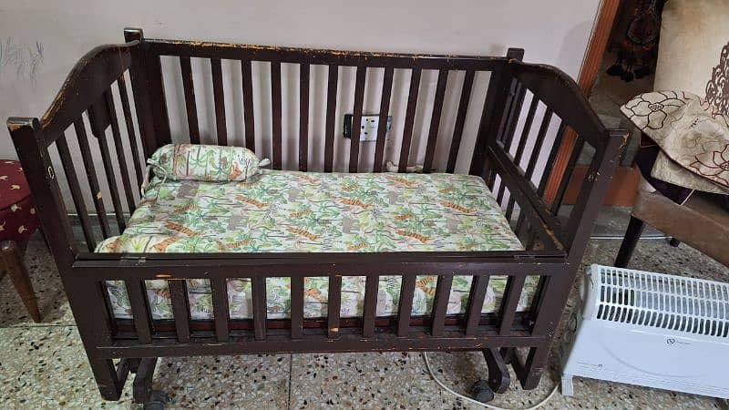 baby cart available with mattress 0