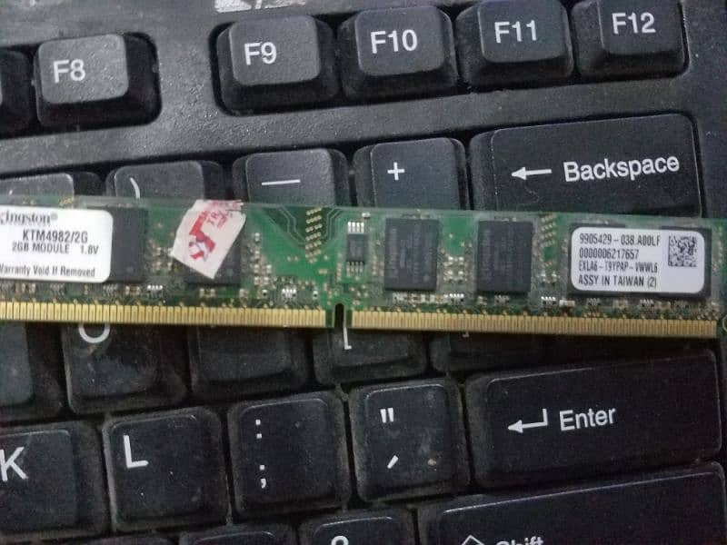 DDR ram 2gb+ 2gb=  4gb 2