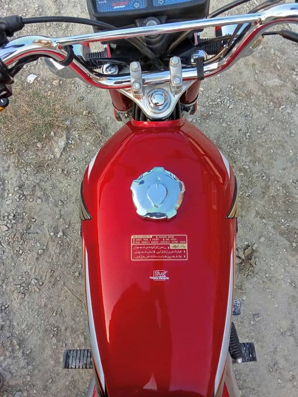 HONDA CG 125 2025 APL 11