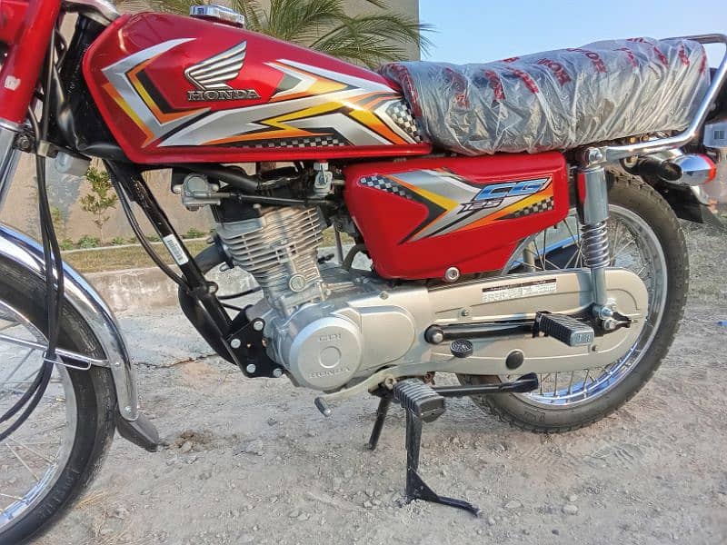 HONDA CG 125 2025 APL 14