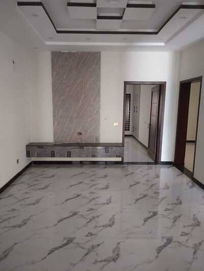 10 Marla Brand New House For Sale In Lake City - Sector M-2A Ring Road Lahore 7