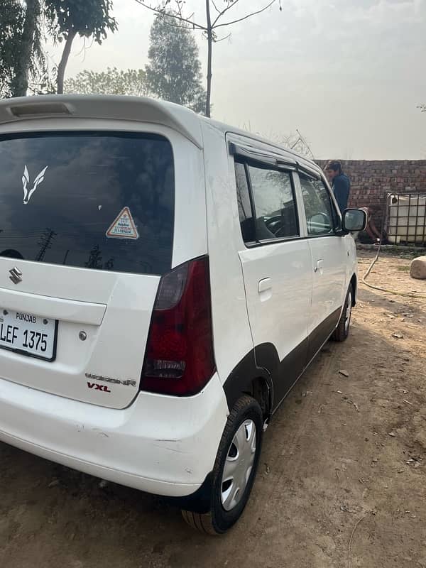 Suzuki Wagon R 2017 1