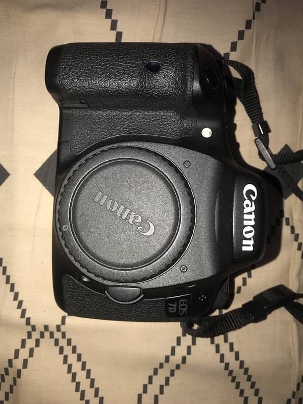 Canon EOS 7D 0