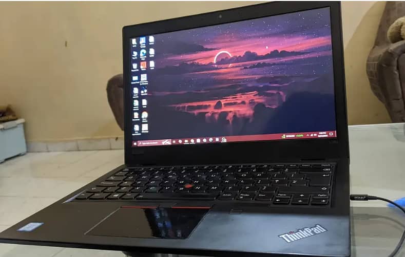 Lenovo L380 Thinkpad 8/256 NVME, Metal Body, Backlit Keyboard 0